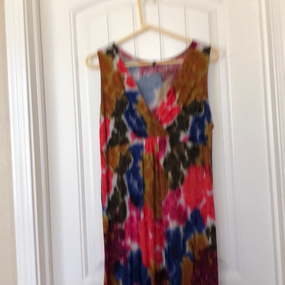 Dress - Picture 2 of 2